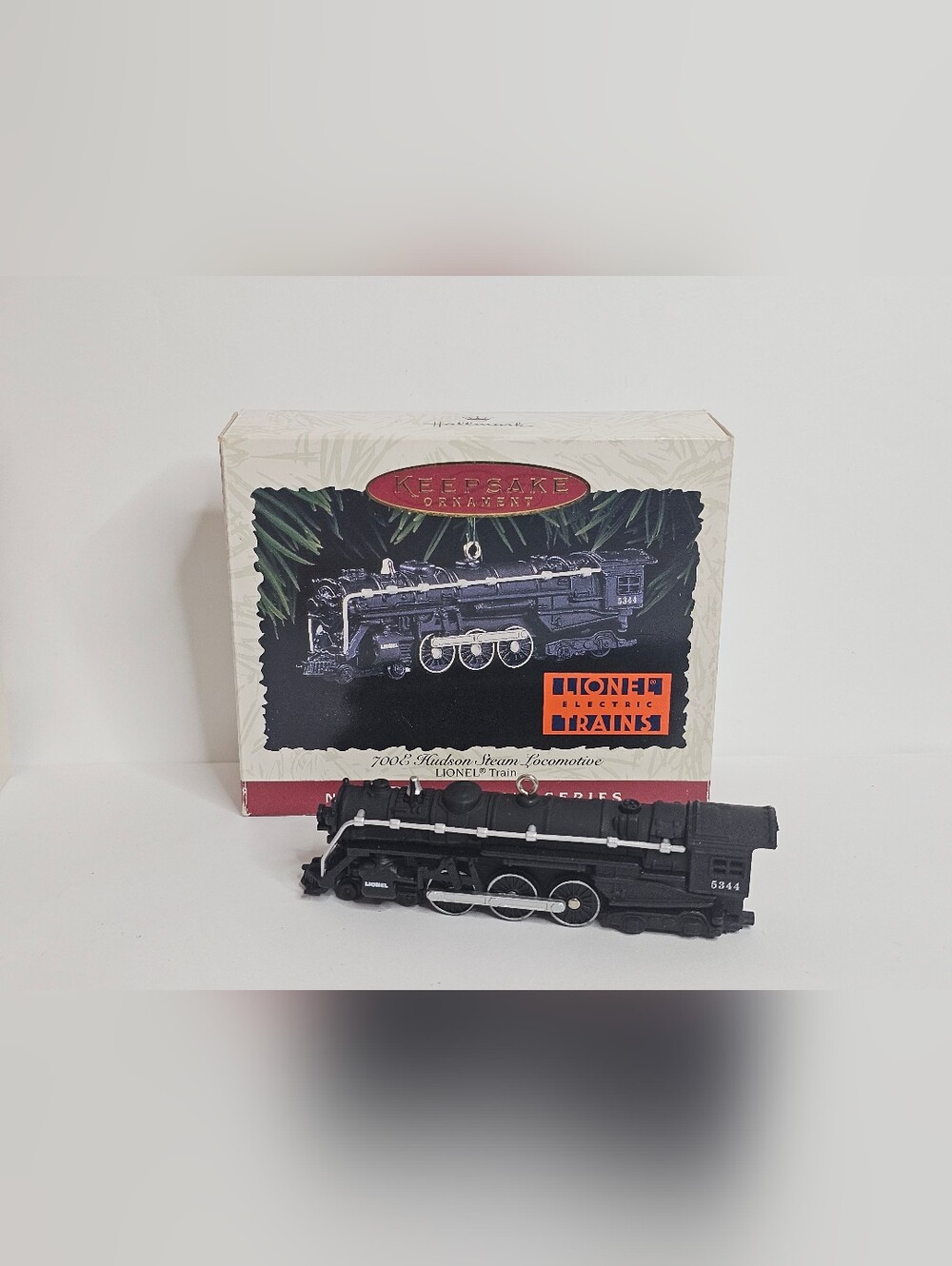 Vtg 1996 Hallmark Keepsake Lionel 700E Hudson Steam Locomotive Train Ornament #1